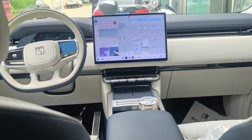 2025 Zeekr 9X 2.0T 279HP L4 1DHT PHEV,autocango,china used car exporter,china ev exporter,chinese used car exporter,chinese used ev exporter