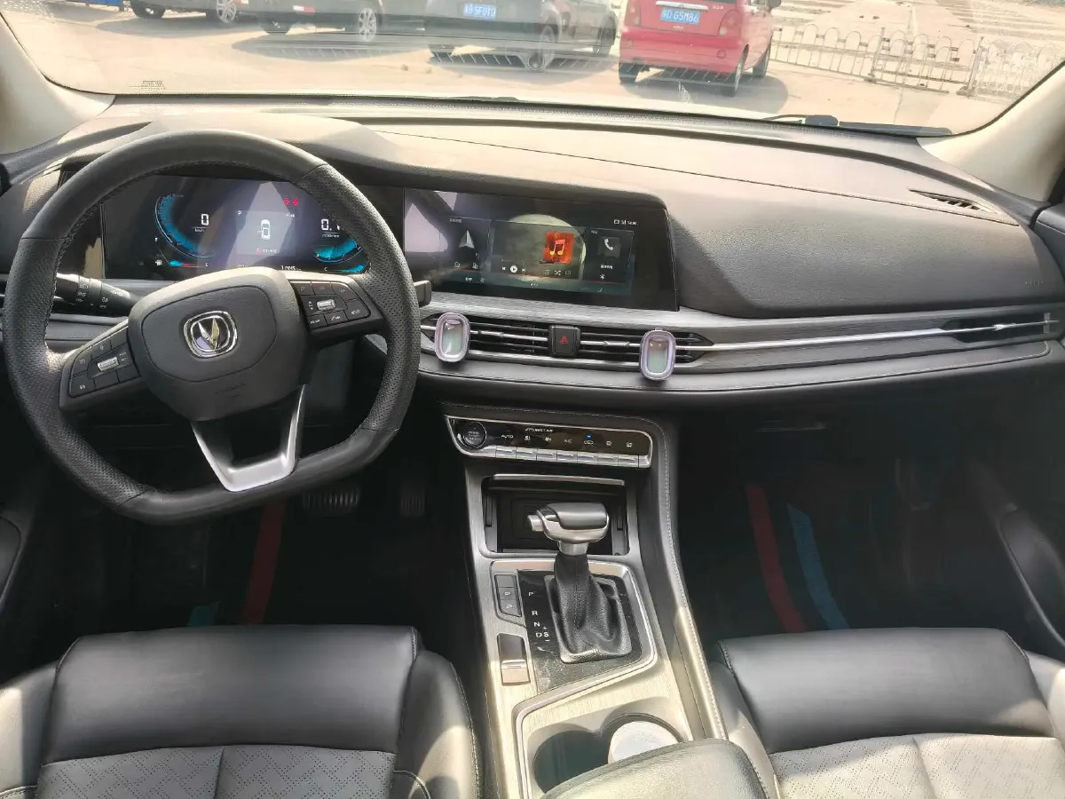 2021 ChangAn CS55 Plus 1.5T 180HP L4 7DCT,autocango,china used car exporter,china ev exporter,chinese used car exporter,chinese used ev exporter