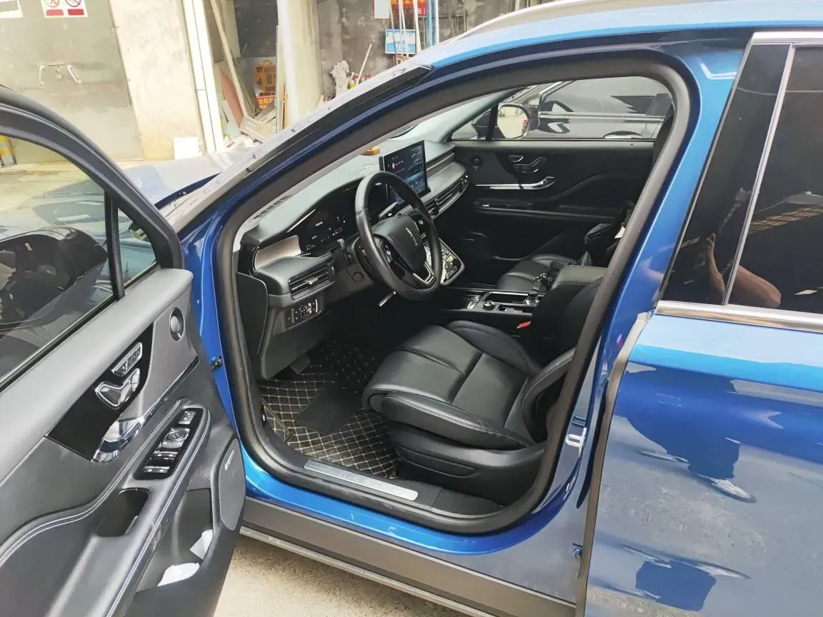 2022 Lincoln Corsair 2.0T 245HP L4 8AT,autocango,china used car exporter,china ev exporter,chinese used car exporter,chinese used ev exporter