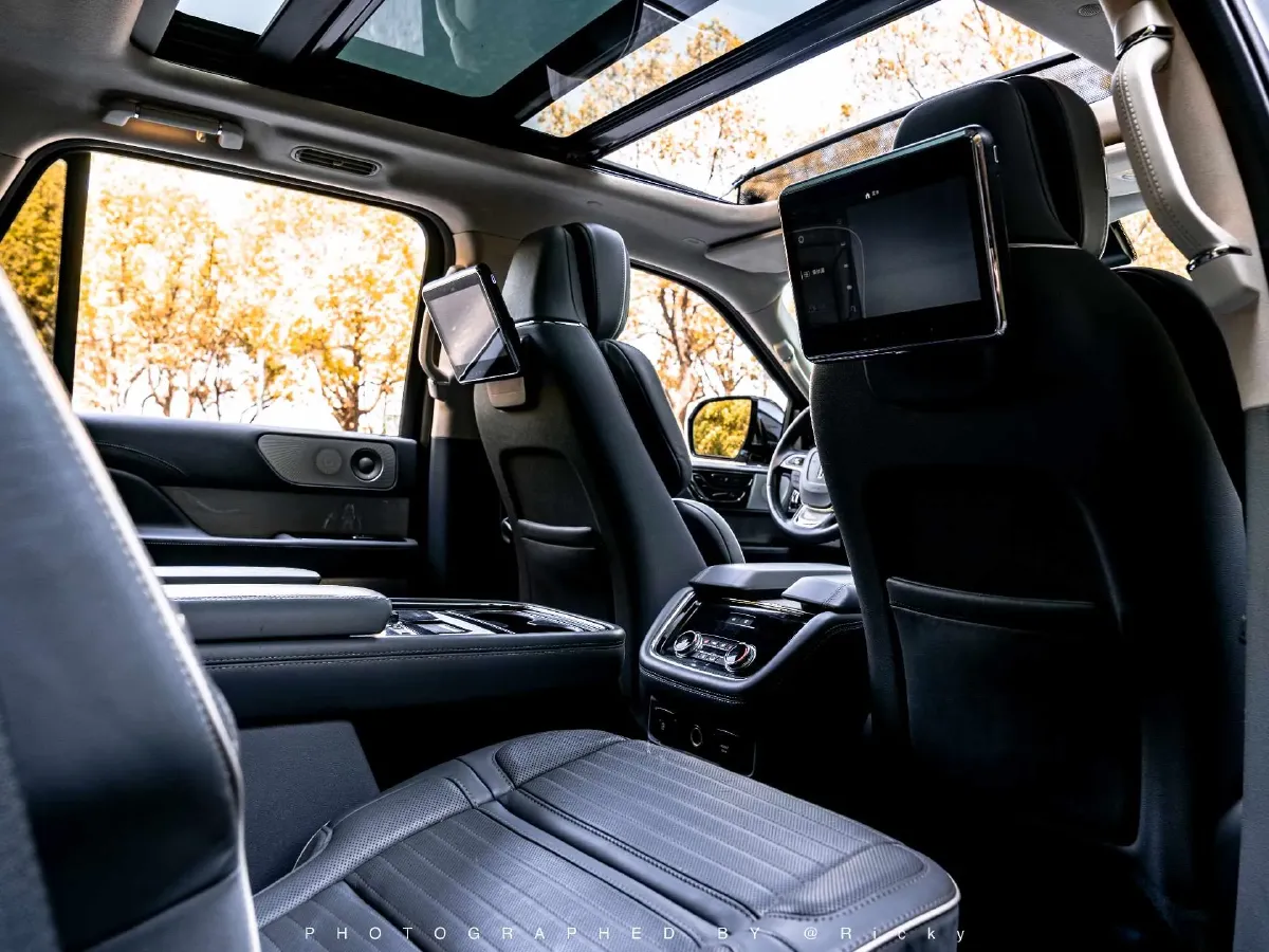 2020 Lincoln Navigator 3.5T 388HP V6 10AT,autocango,china used car exporter,china ev exporter,chinese used car exporter,chinese used ev exporter