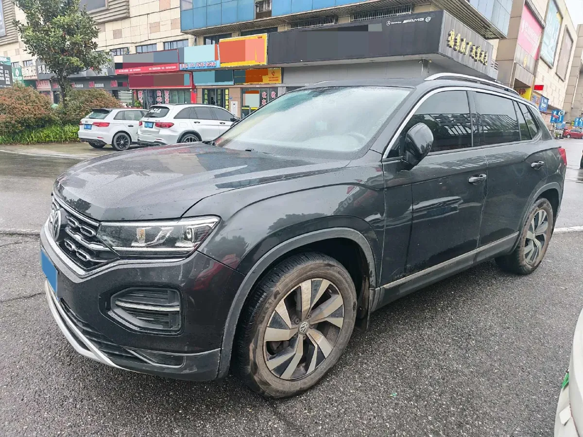 2019 Jeep Cherokee 2.0T 234HP L4 9AT,autocango,china used car exporter,china ev exporter,chinese used car exporter,chinese used ev exporter