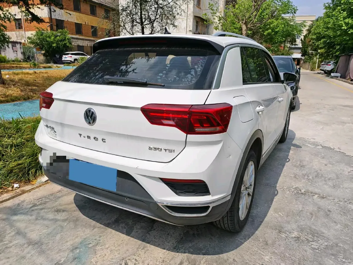 2020 Volkswagen T-Roc 1.4T 131HP L4 7DCT,autocango,china used car exporter,china ev exporter,chinese used car exporter,chinese used ev exporter