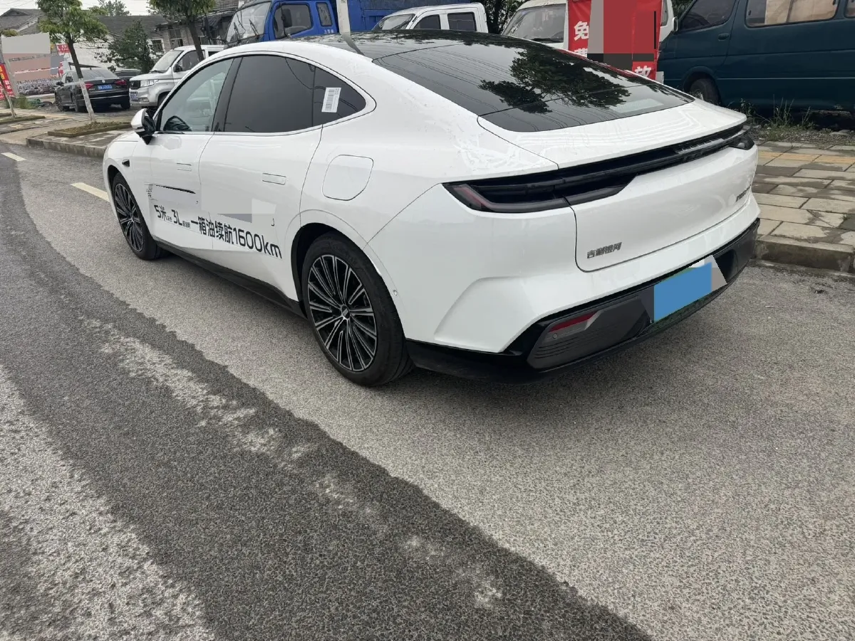 2025 Geely Galaxy Starshine 8 1.5T 163HP L4 3DHT PHEV 27.69KWH,autocango,china used car exporter,china ev exporter,chinese used car exporter,chinese used ev exporter