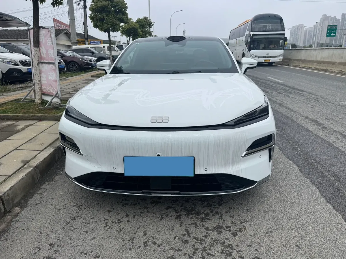 2025 Geely Galaxy Starshine 8 1.5T 163HP L4 3DHT PHEV 27.69KWH,autocango,china used car exporter,china ev exporter,chinese used car exporter,chinese used ev exporter