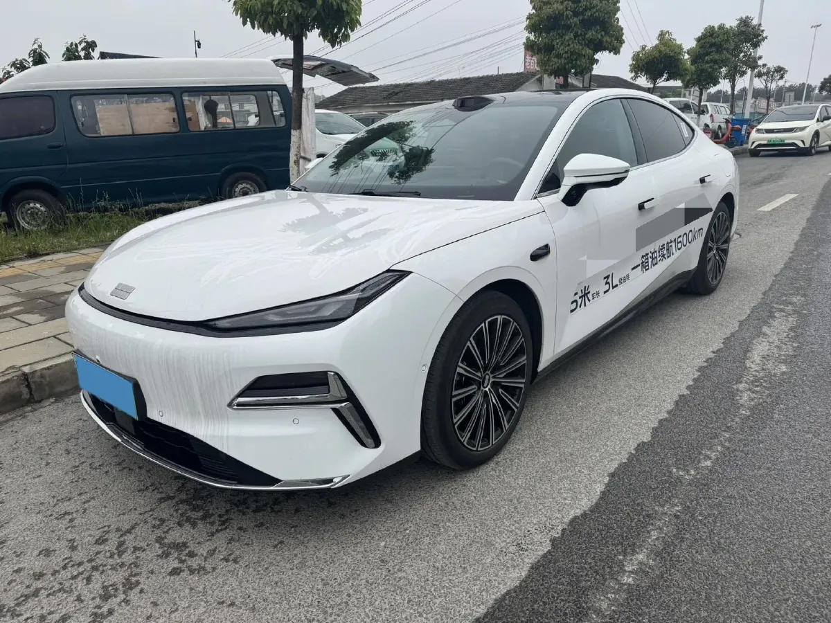 2025 Geely Galaxy Starshine 8 1.5T 163HP L4 3DHT PHEV 27.69KWH,autocango,china used car exporter,china ev exporter,chinese used car exporter,chinese used ev exporter