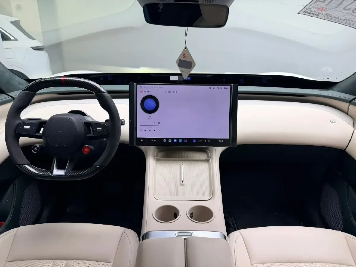 2025 MI YU7 BEV 101.7KWH,autocango,china used car exporter,china ev exporter,chinese used car exporter,chinese used ev exporter