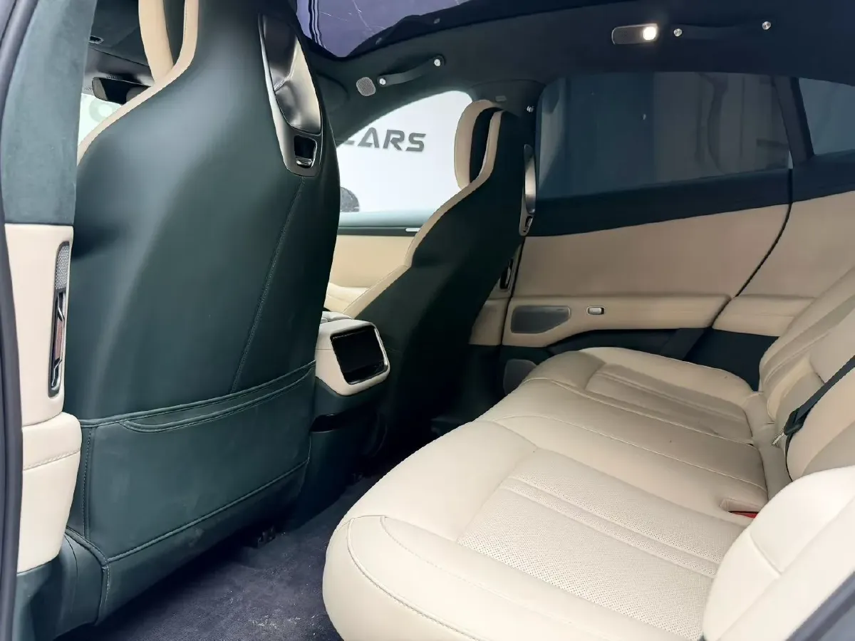 2025 MI YU7 BEV 101.7KWH,autocango,china used car exporter,china ev exporter,chinese used car exporter,chinese used ev exporter