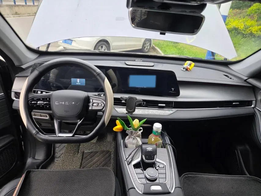 2025 Chery Tiggo 8 PRO 1.6T 197HP L4 7DCT,autocango,china used car exporter,china ev exporter,chinese used car exporter,chinese used ev exporter