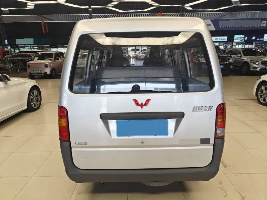 2019 WuLing ZhiGuang 1.2L 82HP L4 5MT,autocango,china used car exporter,china ev exporter,chinese used car exporter,chinese used ev exporter