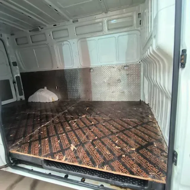 2021 MAXUS XinTu V80 2.0T 139HP L4 6MT,autocango,china used car exporter,china ev exporter,chinese used car exporter,chinese used ev exporter