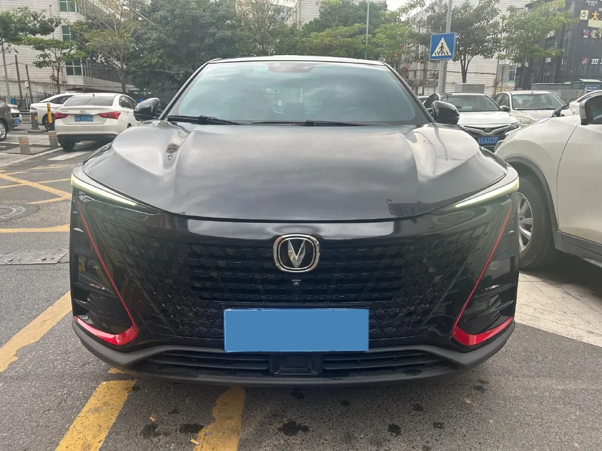 2020 ChangAn UNI-T 1.5T 180HP L4 7DCT,autocango,china used car exporter,china ev exporter,chinese used car exporter,chinese used ev exporter