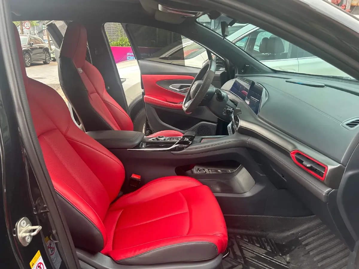 2020 ChangAn UNI-T 1.5T 180HP L4 7DCT,autocango,china used car exporter,china ev exporter,chinese used car exporter,chinese used ev exporter