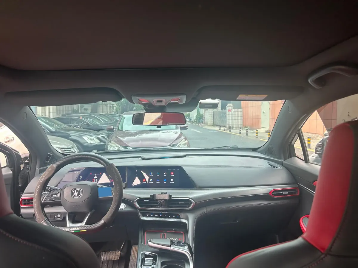 2020 ChangAn UNI-T 1.5T 180HP L4 7DCT,autocango,china used car exporter,china ev exporter,chinese used car exporter,chinese used ev exporter