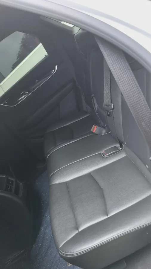 2021 Cadillac XT5 2.0T 237HP L4 9AT,autocango,china used car exporter,china ev exporter,chinese used car exporter,chinese used ev exporter