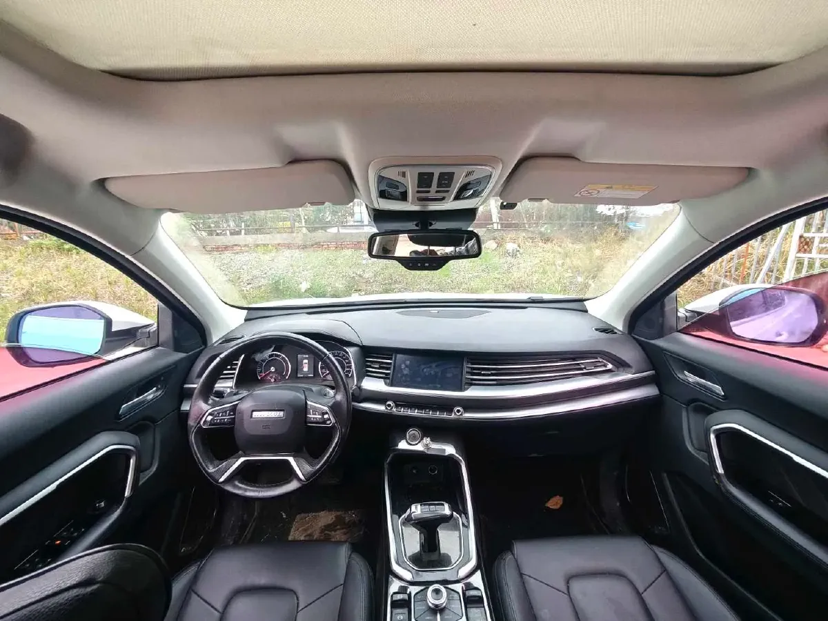 2017 Haval H6 2.0T 197HP L4 7DCT,autocango,china used car exporter,china ev exporter,chinese used car exporter,chinese used ev exporter
