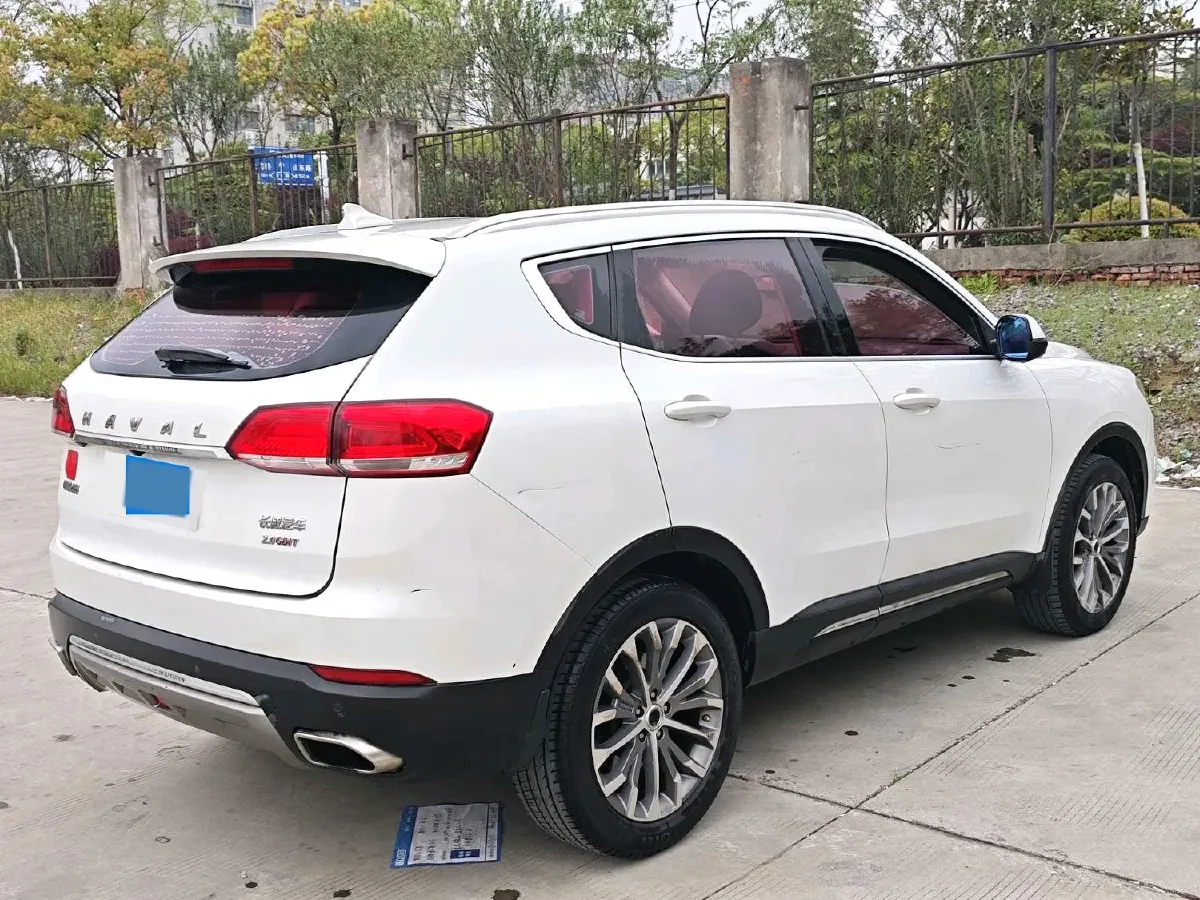 2017 Haval H6 2.0T 197HP L4 7DCT,autocango,china used car exporter,china ev exporter,chinese used car exporter,chinese used ev exporter