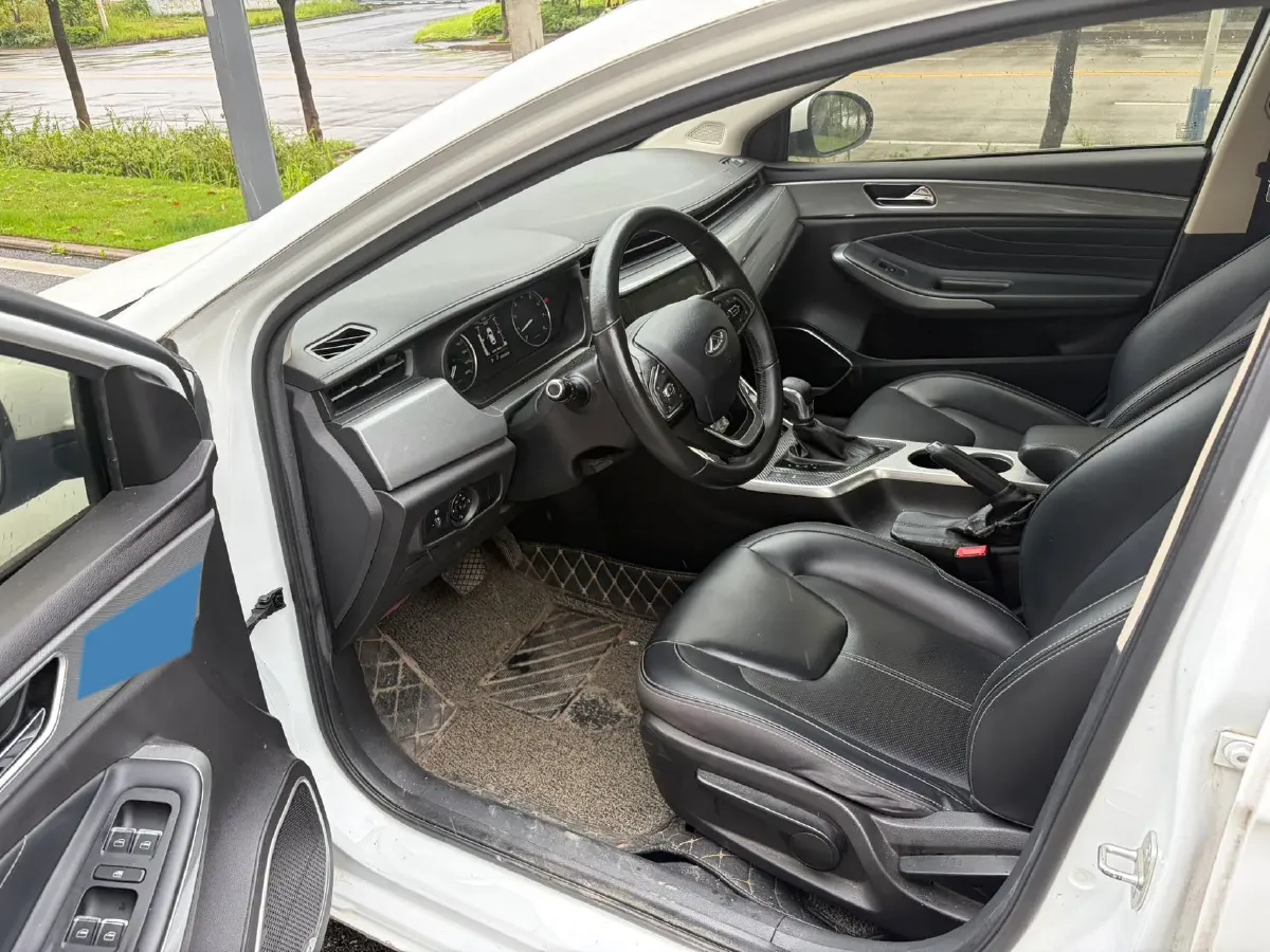 2019 Chery Arrizo 5 1.5L 116HP L4 5MT,autocango,china used car exporter,china ev exporter,chinese used car exporter,chinese used ev exporter