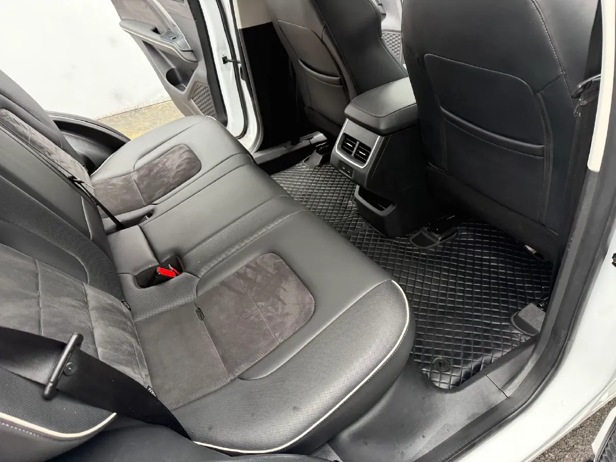 2021 Haval H6 1.5T 150HP L4 7DCT,autocango,china used car exporter,china ev exporter,chinese used car exporter,chinese used ev exporter