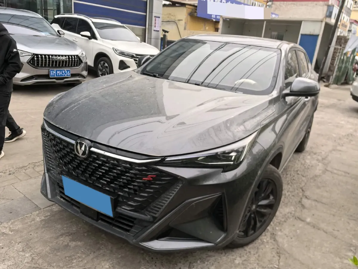 2024 ChangAn X5 PLUS 1.5T 188HP L4 7DCT,autocango,china used car exporter,china ev exporter,chinese used car exporter,chinese used ev exporter