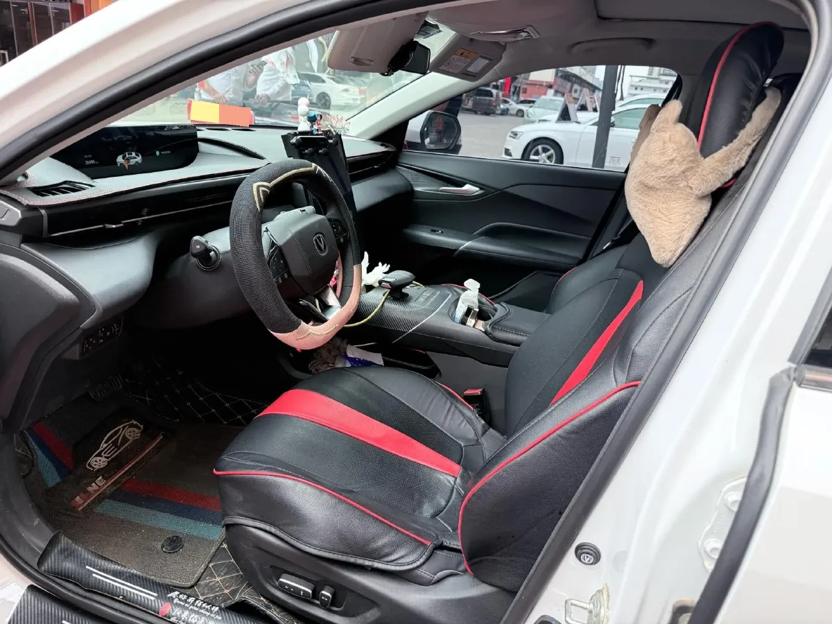 2024 ChangAn Eado 1.5T 170HP L4 7DCT,autocango,china used car exporter,china ev exporter,chinese used car exporter,chinese used ev exporter