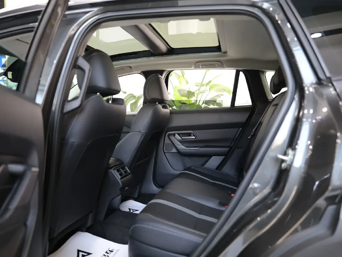 2023 Mazda CX-50 2.0L 155HP L4 6AT,autocango,china used car exporter,china ev exporter,chinese used car exporter,chinese used ev exporter