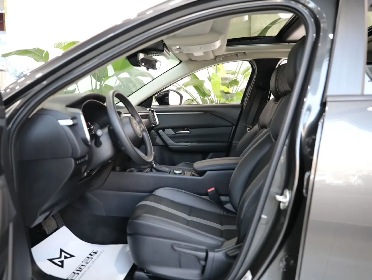 2023 Mazda CX-50 2.0L 155HP L4 6AT,autocango,china used car exporter,china ev exporter,chinese used car exporter,chinese used ev exporter