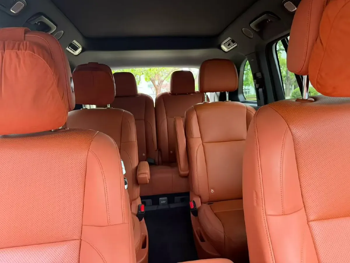 2024 Volvo S60 2.0T 197HP L4 7DCT,autocango,china used car exporter,china ev exporter,chinese used car exporter,chinese used ev exporter