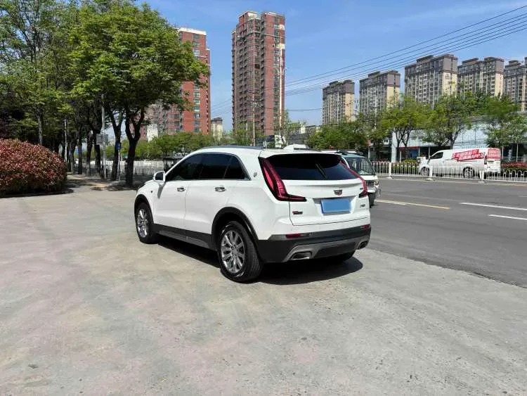 2021 Cadillac XT4 2.0T 237HP L4 9AT,autocango,china used car exporter,china ev exporter,chinese used car exporter,chinese used ev exporter