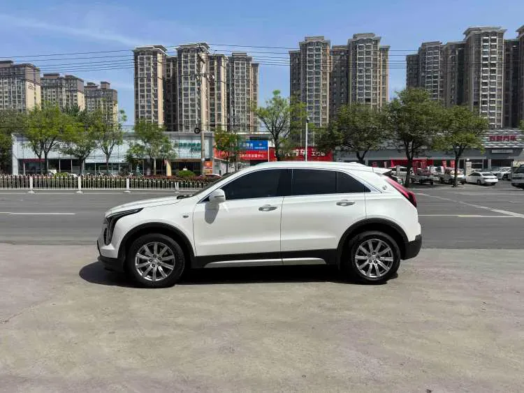 2021 Cadillac XT4 2.0T 237HP L4 9AT,autocango,china used car exporter,china ev exporter,chinese used car exporter,chinese used ev exporter