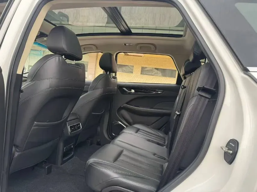 2020 Jetour X90 1.6T 197HP L4 7DCT,autocango,china used car exporter,china ev exporter,chinese used car exporter,chinese used ev exporter