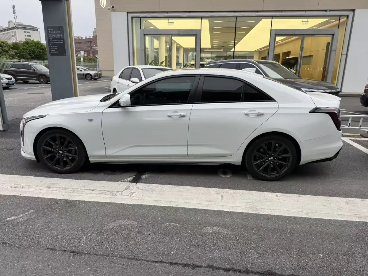 2022 Cadillac CT4 2.0T 237HP L4 8AT,autocango,china used car exporter,china ev exporter,chinese used car exporter,chinese used ev exporter