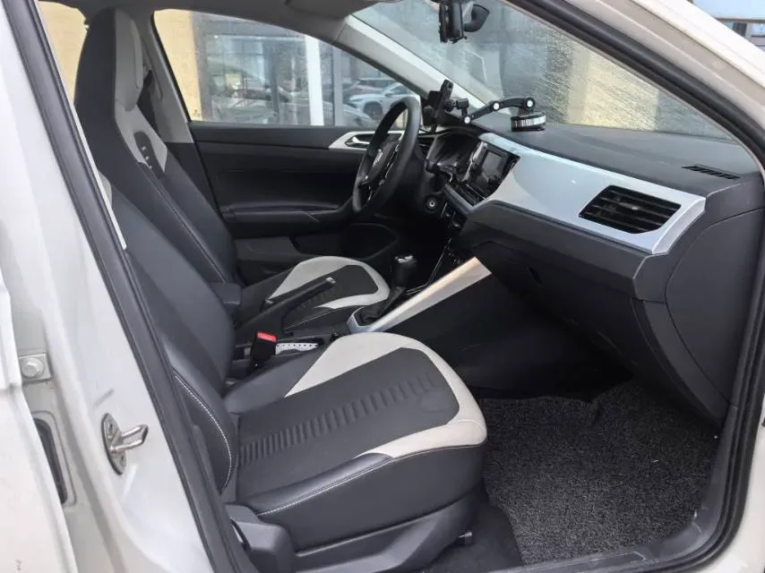 2019 Volkswagen Polo 1.5L 113HP L4 6AT,autocango,china used car exporter,china ev exporter,chinese used car exporter,chinese used ev exporter