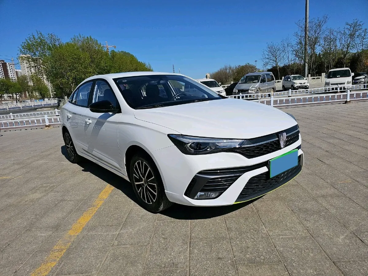 2021 Roewe i5 1.5L 120HP L4 CVT,autocango,china used car exporter,china ev exporter,chinese used car exporter,chinese used ev exporter