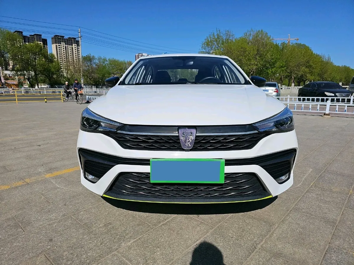 2021 Roewe i5 1.5L 120HP L4 CVT,autocango,china used car exporter,china ev exporter,chinese used car exporter,chinese used ev exporter