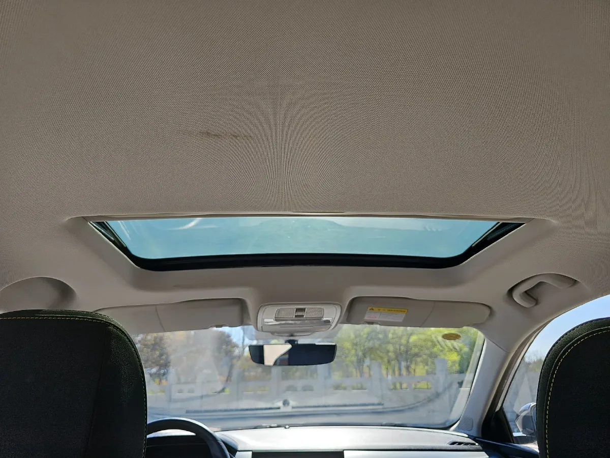 2021 Roewe i5 1.5L 120HP L4 CVT,autocango,china used car exporter,china ev exporter,chinese used car exporter,chinese used ev exporter