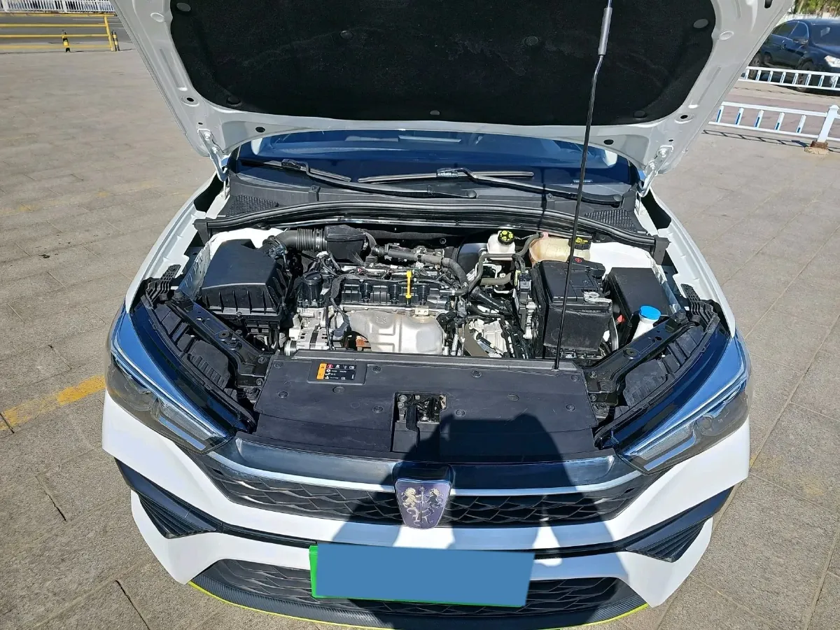 2021 Roewe i5 1.5L 120HP L4 CVT,autocango,china used car exporter,china ev exporter,chinese used car exporter,chinese used ev exporter