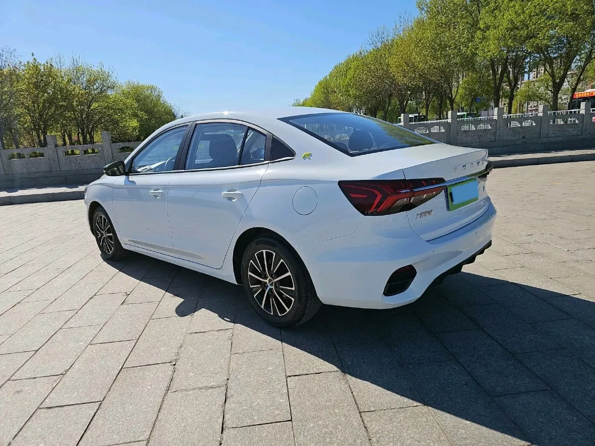 2021 Roewe i5 1.5L 120HP L4 CVT,autocango,china used car exporter,china ev exporter,chinese used car exporter,chinese used ev exporter