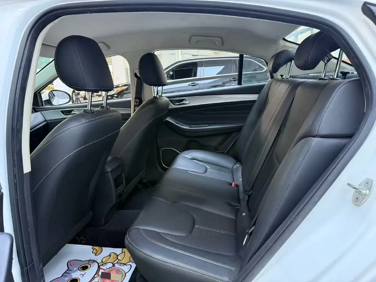 2019 Chery Arrizo 5 1.5L 116HP L4 5MT,autocango,china used car exporter,china ev exporter,chinese used car exporter,chinese used ev exporter