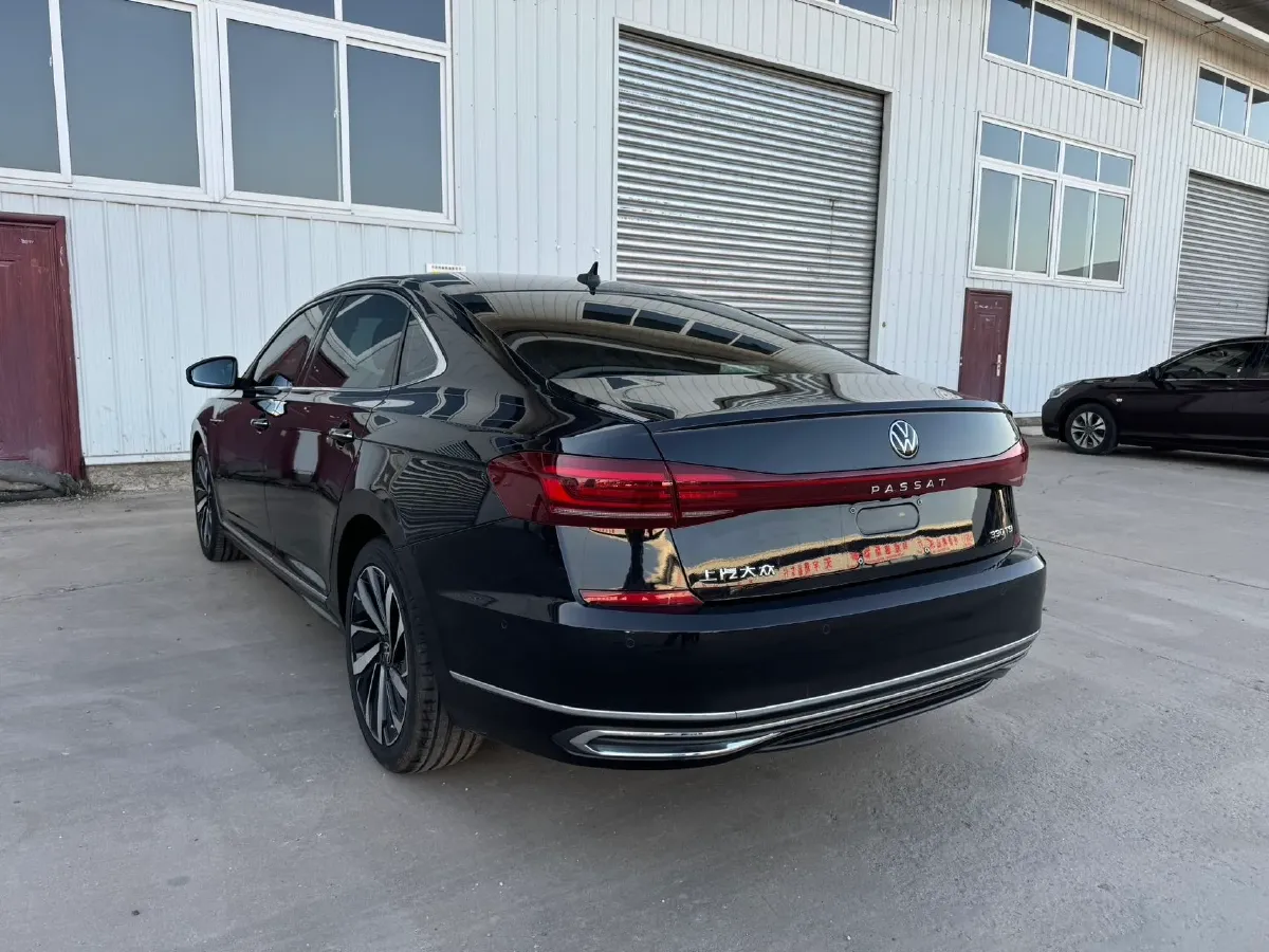 2022 Xpeng P7 BEV 60.2KWH,autocango,china used car exporter,china ev exporter,chinese used car exporter,chinese used ev exporter