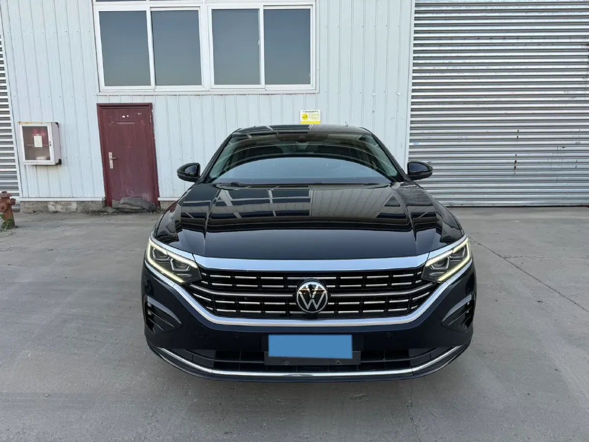 2022 Xpeng P7 BEV 60.2KWH,autocango,china used car exporter,china ev exporter,chinese used car exporter,chinese used ev exporter