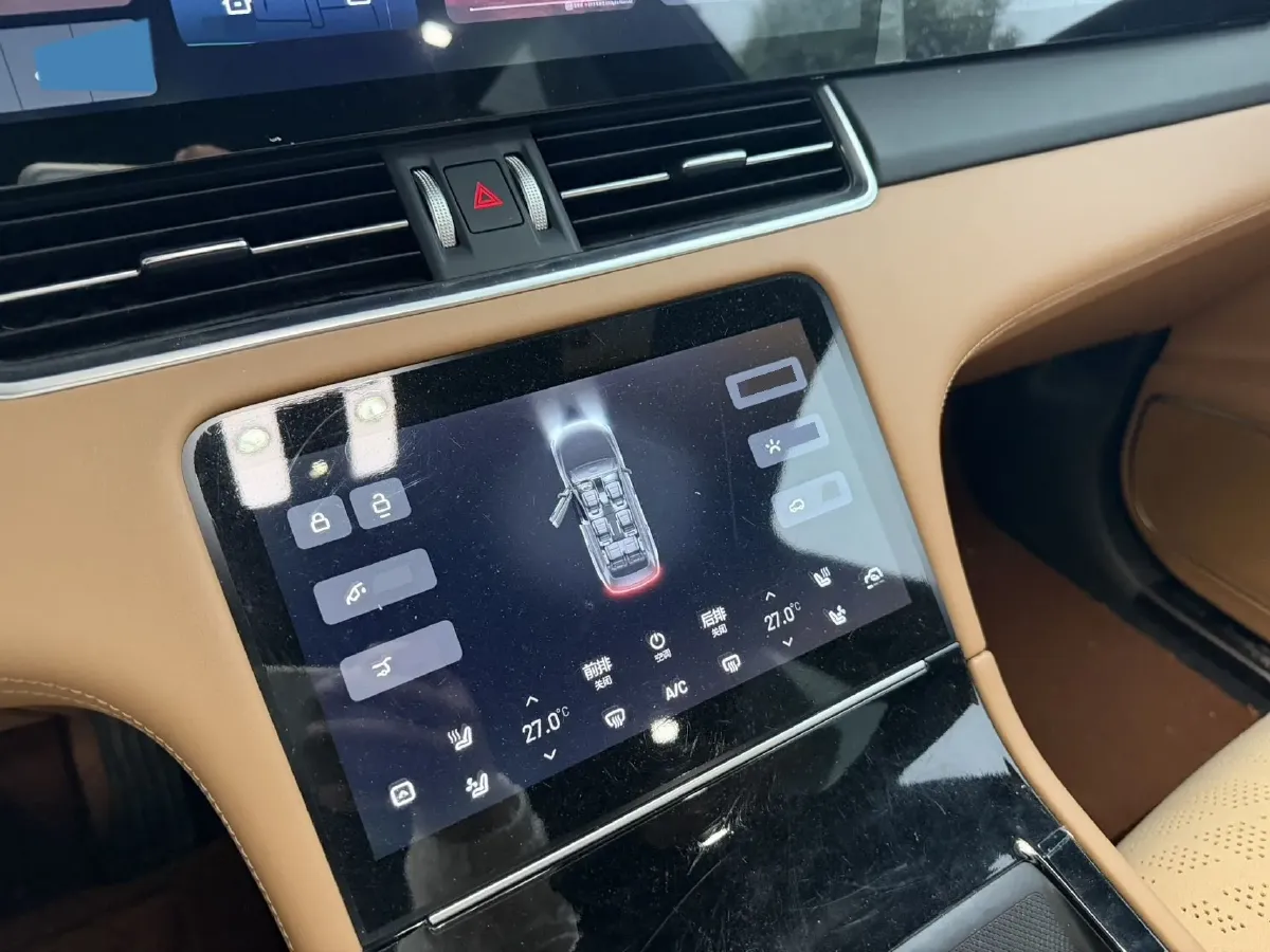 2021 Li ONE Range Extended 131HP REEV 40.5KWH,autocango,china used car exporter,china ev exporter,chinese used car exporter,chinese used ev exporter