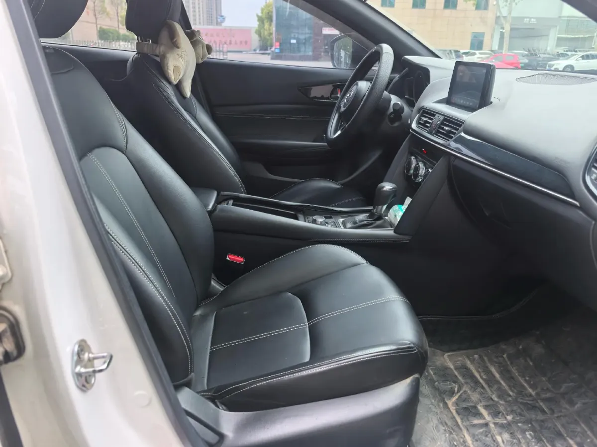 2021 Mazda CX-4 2.0L 158HP L4 6AT,autocango,china used car exporter,china ev exporter,chinese used car exporter,chinese used ev exporter