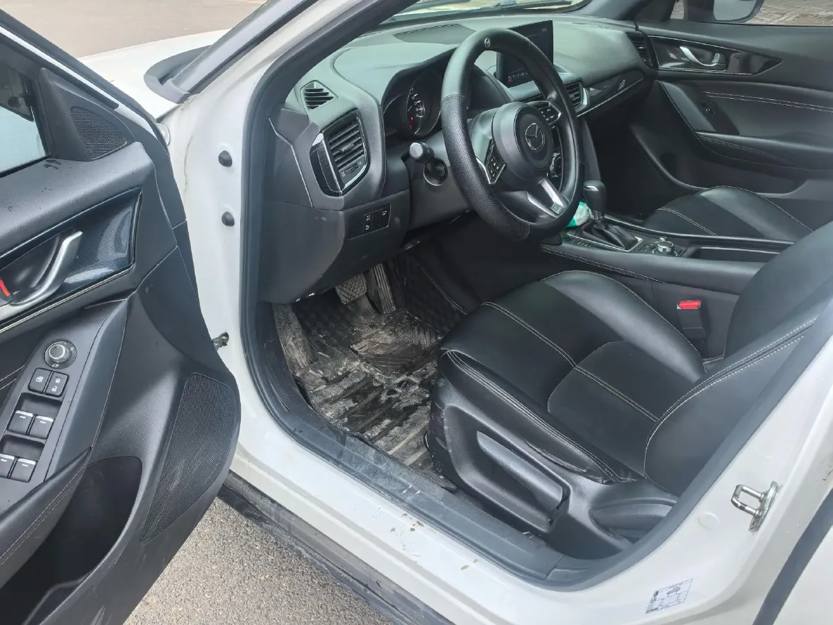 2021 Mazda CX-4 2.0L 158HP L4 6AT,autocango,china used car exporter,china ev exporter,chinese used car exporter,chinese used ev exporter