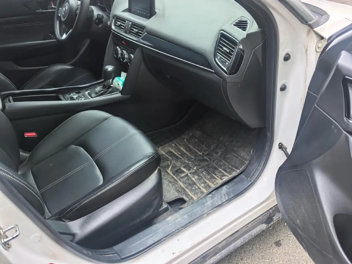 2021 Mazda CX-4 2.0L 158HP L4 6AT,autocango,china used car exporter,china ev exporter,chinese used car exporter,chinese used ev exporter