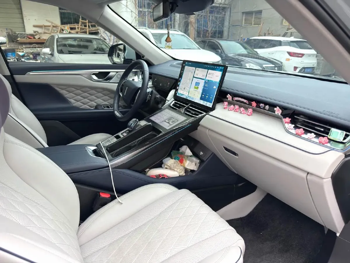 2021 MINI MINI 1.5T 102HP L3 7DCT,autocango,china used car exporter,china ev exporter,chinese used car exporter,chinese used ev exporter