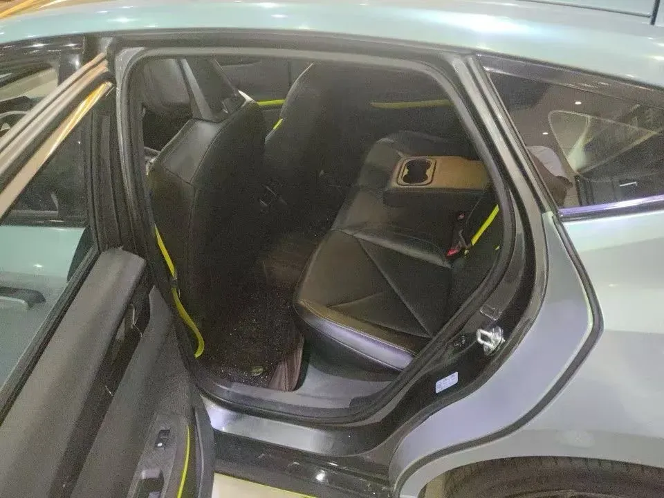 2022 ChangAn UNI-V 1.5T 188HP L4 7DCT,autocango,china used car exporter,china ev exporter,chinese used car exporter,chinese used ev exporter