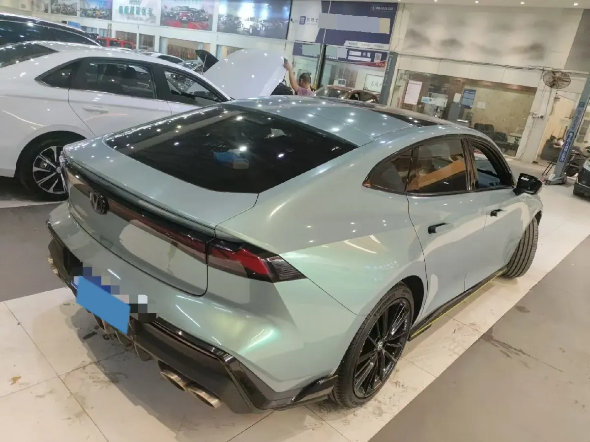 2022 ChangAn UNI-V 1.5T 188HP L4 7DCT,autocango,china used car exporter,china ev exporter,chinese used car exporter,chinese used ev exporter