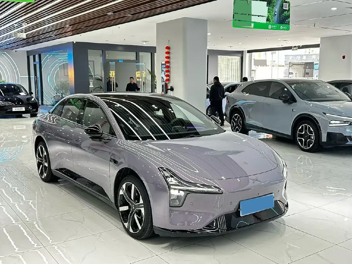 2026 LanDian E5 PLUS 1.5L 95HP L4 E-CVT PHEV,autocango,china used car exporter,china ev exporter,chinese used car exporter,chinese used ev exporter