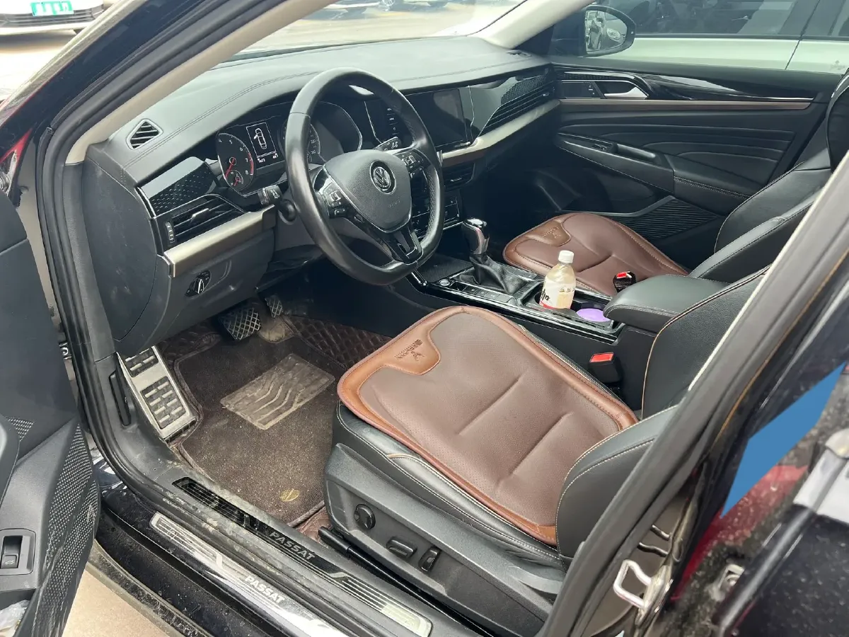 2020 Volkswagen Passat 2.0T 186HP L4 7DCT,autocango,china used car exporter,china ev exporter,chinese used car exporter,chinese used ev exporter