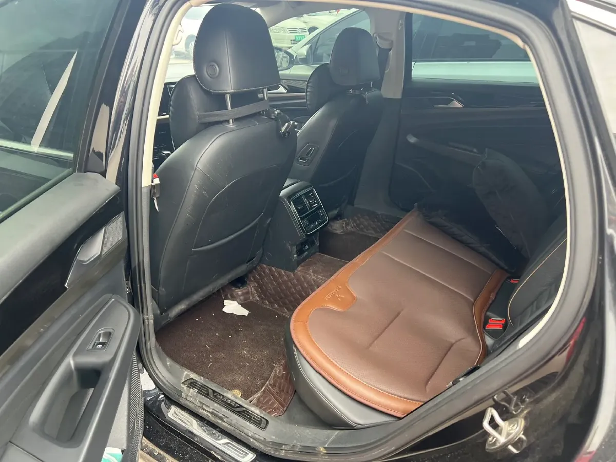 2020 Volkswagen Passat 2.0T 186HP L4 7DCT,autocango,china used car exporter,china ev exporter,chinese used car exporter,chinese used ev exporter